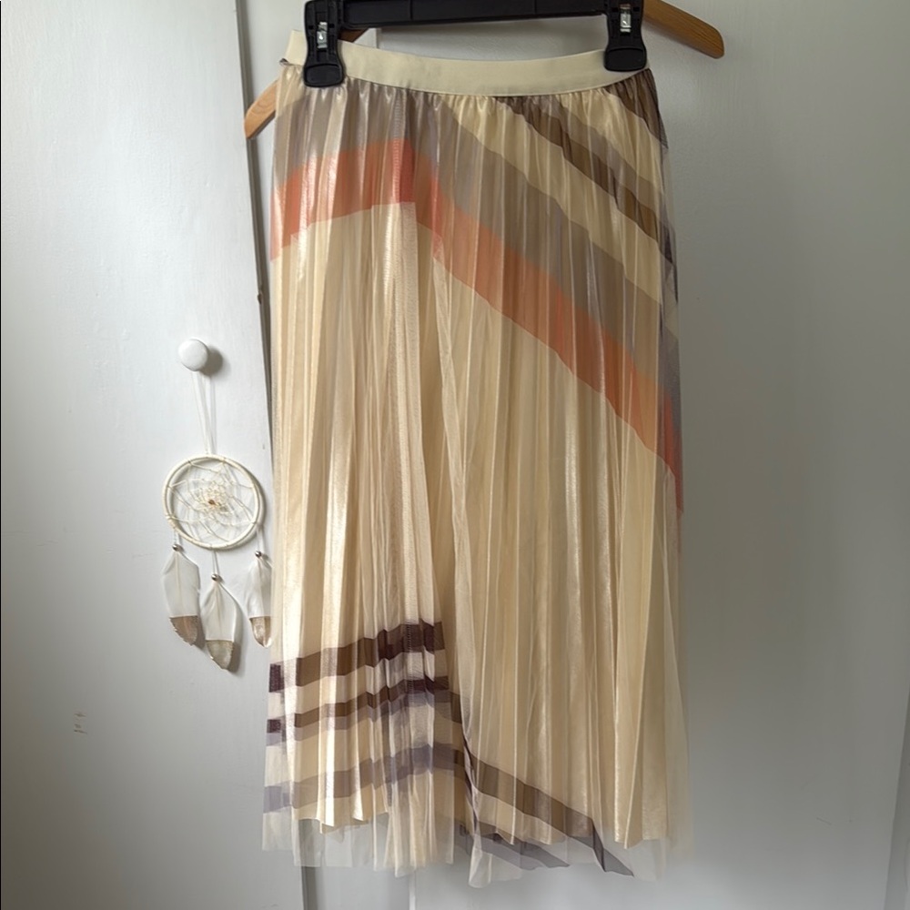 New Mix Pleated Maxi Skirt in Pink and Cream